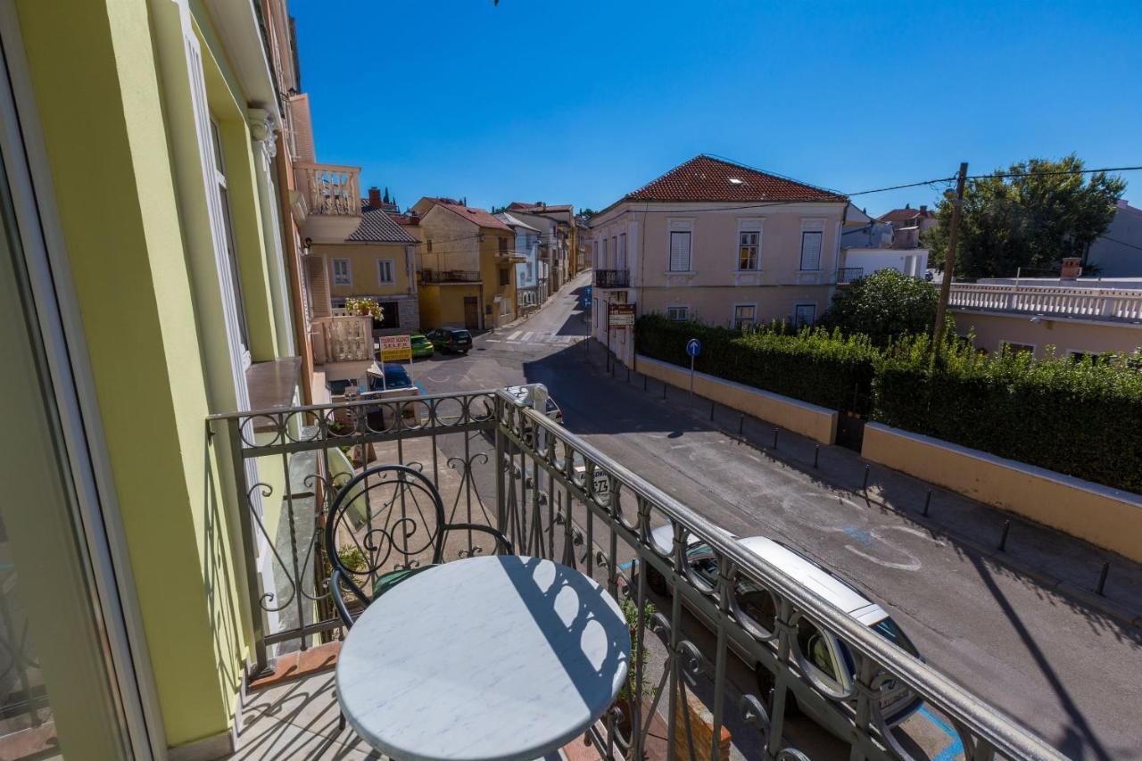Apartments Villa Katarina Selce Exterior photo