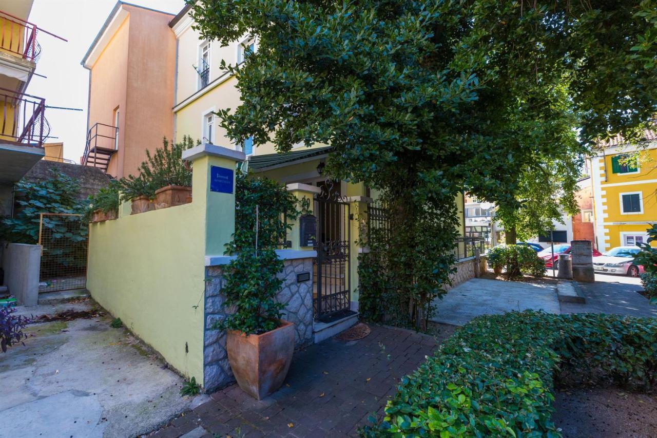 Apartments Villa Katarina Selce Exterior photo